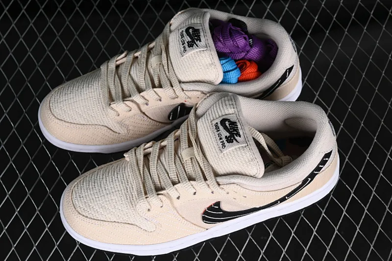 All Categories Nk SB Dunk Series Nk SB Dunk Low Low-top sneakers Albino & Preto x Nk SB Dunk Low joint model TearTear SB low-top casual sneakers FD2627-200
